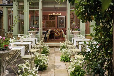 Number Sixteen Hotel, Firmdale Hotels