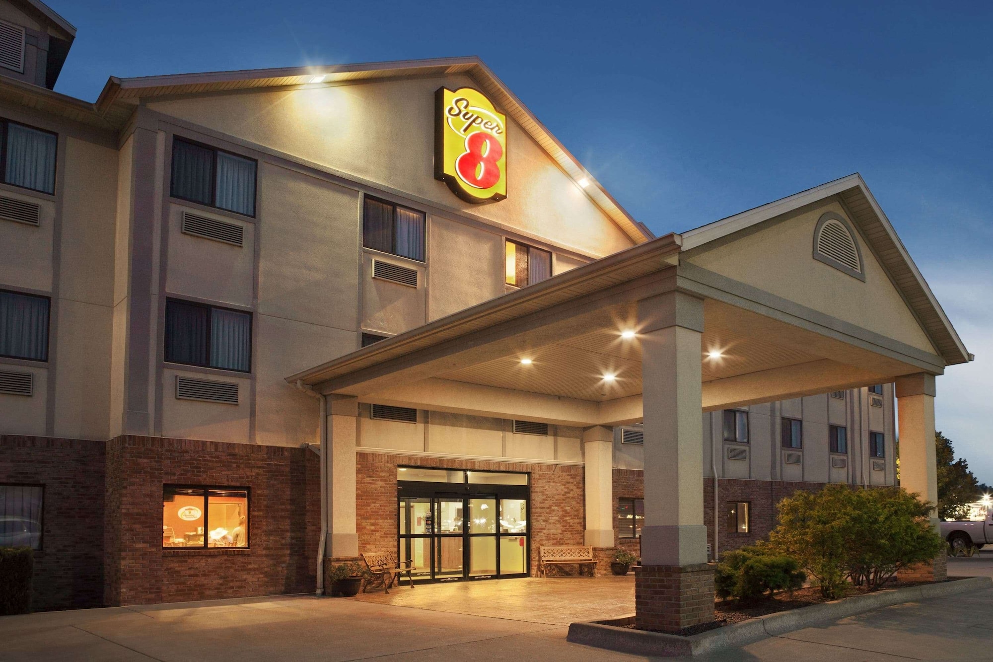 2 Star Hotels