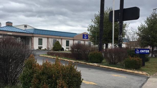 Unclassified image, 1 of 33, button - Americas Best Value Inn Shelbyville (Shelbyville)