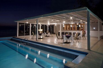 Outdoor pool, pool loungers