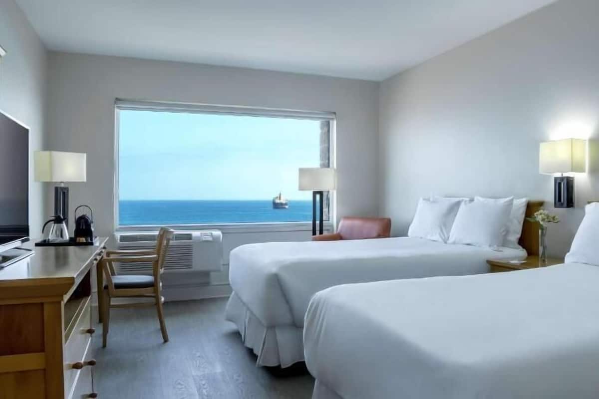 Minibar, in-room safe, desk, blackout curtains