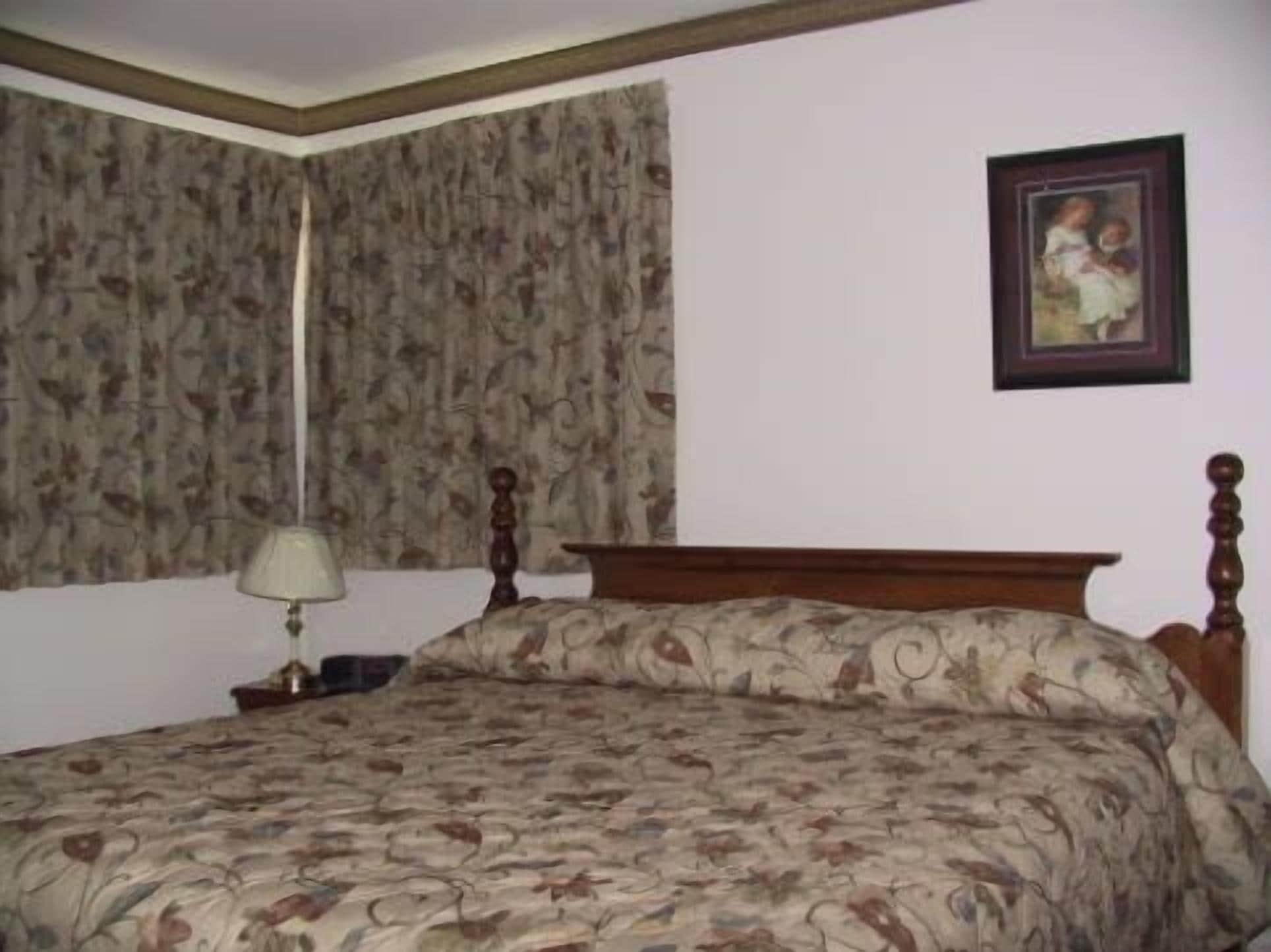 Departamento superior, 3 habitaciones | 1 habitación, ropa de cama de alta calidad y camas con pillow-top 