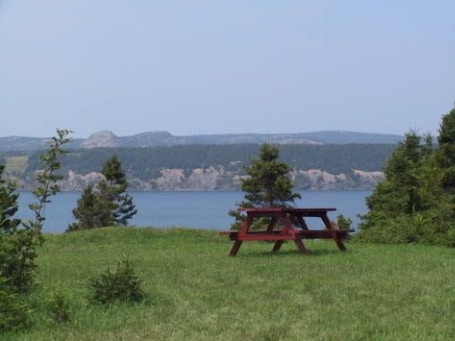 Lake. Comerford's Ocean View Efficiency Units