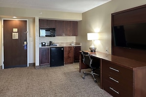Suite, 2 Queen Beds, Non Smoking