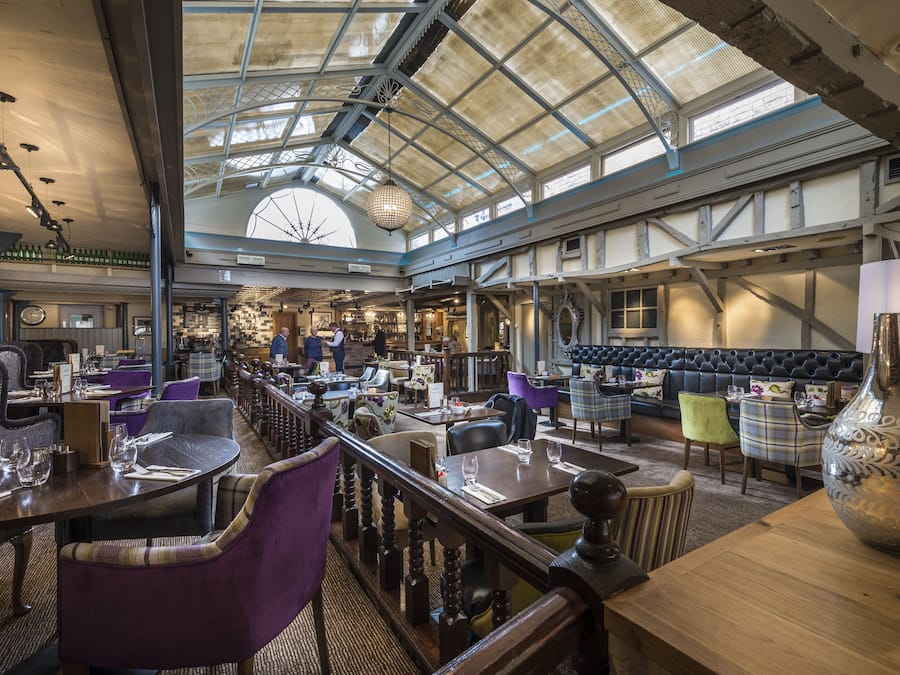 Café da manhã feito na hora diário (GBP 13.00 por pessoa)