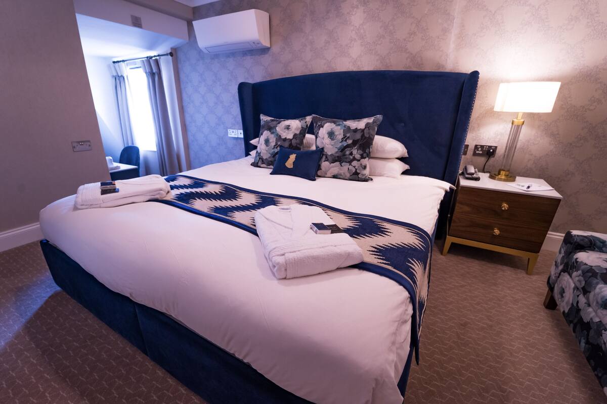 Signature Double Room | Individually decorated, individually furnished, desk, laptop workspace