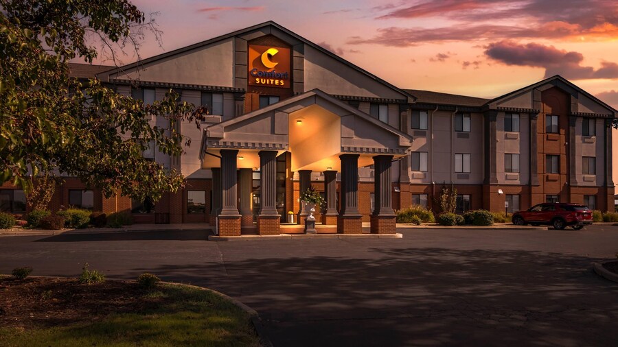 Comfort Suites St Charles - St Louis