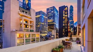 Deluxe Suite | Terrace/patio