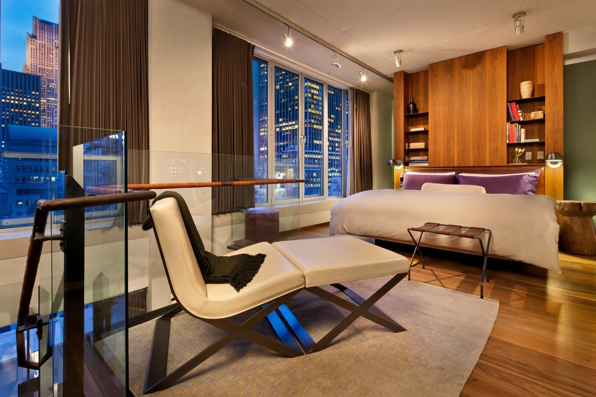 Individually furnished, laptop workspace, iron/ironing board, free WiFi