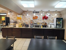 Desayuno continental incluido todos los días 