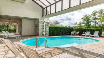 Piscina a l'aire lliure de temporada