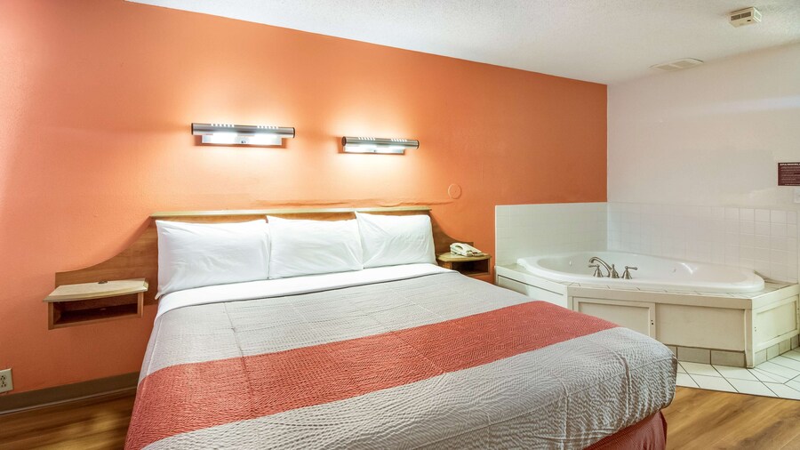 Motel 6 Dayton, OH - Englewood