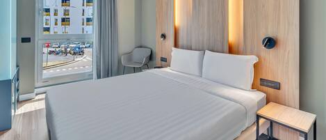 Couette en duvet d'oie, minibar, coffres-forts dans les chambres, bureau