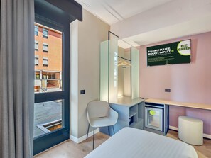 Standard Single Room | Down comforters, minibar, in-room safe, desk - B&B Hotel Milano Portello (Milan)