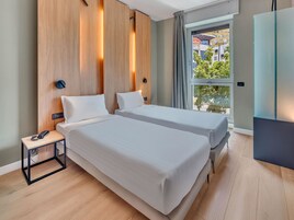 Down comforters, minibar, in-room safe, desk