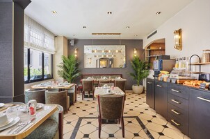 Daily buffet breakfast (EUR 14 per person)