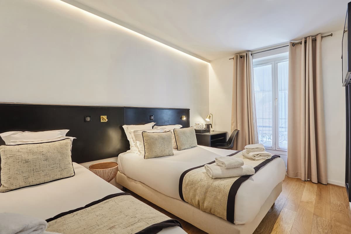 Desk, free WiFi, bed sheets