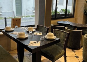 Daily buffet breakfast (EUR 14 per person) - Eiffel Rive Gauche (Paris)