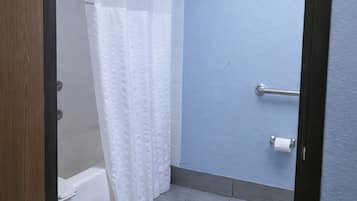 Family Room 3 Queen Beds Oversized Non Smoking | Bathroom | Separate tub and shower, eco-friendly toiletries, towels