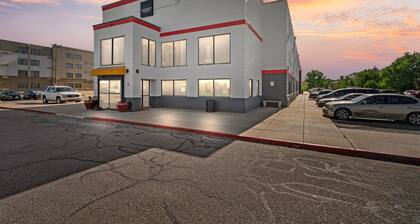 Woodland Inn and Suites Extended Stay