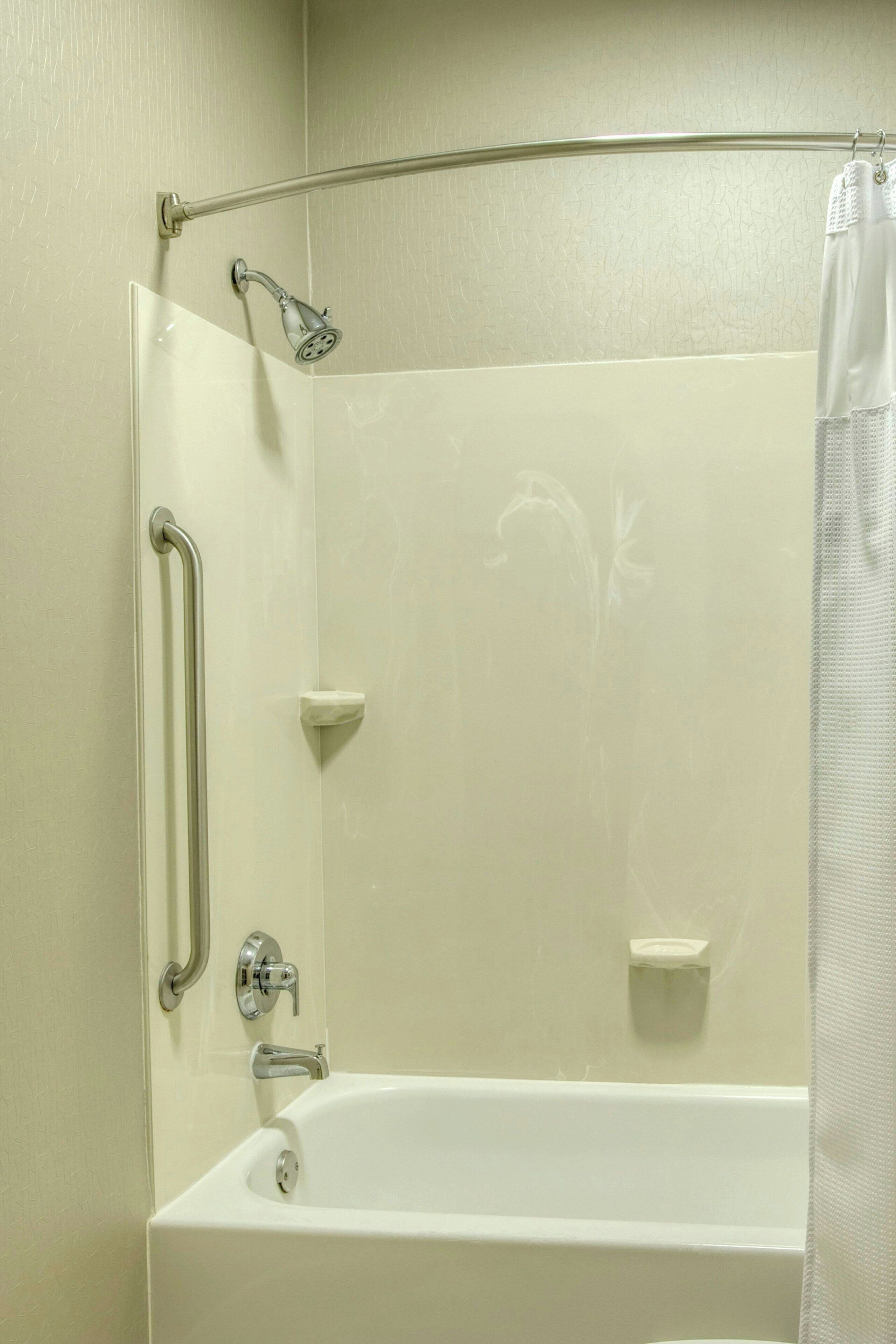 combined shower/bathtub, free toiletries, hair dryer, towels