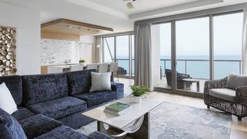 Een 55-inch flatscreentelevisie met satellietzenders en televisie