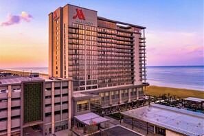 Exterior - Marriott Virginia Beach Oceanfront Resort (Virginia Beach)