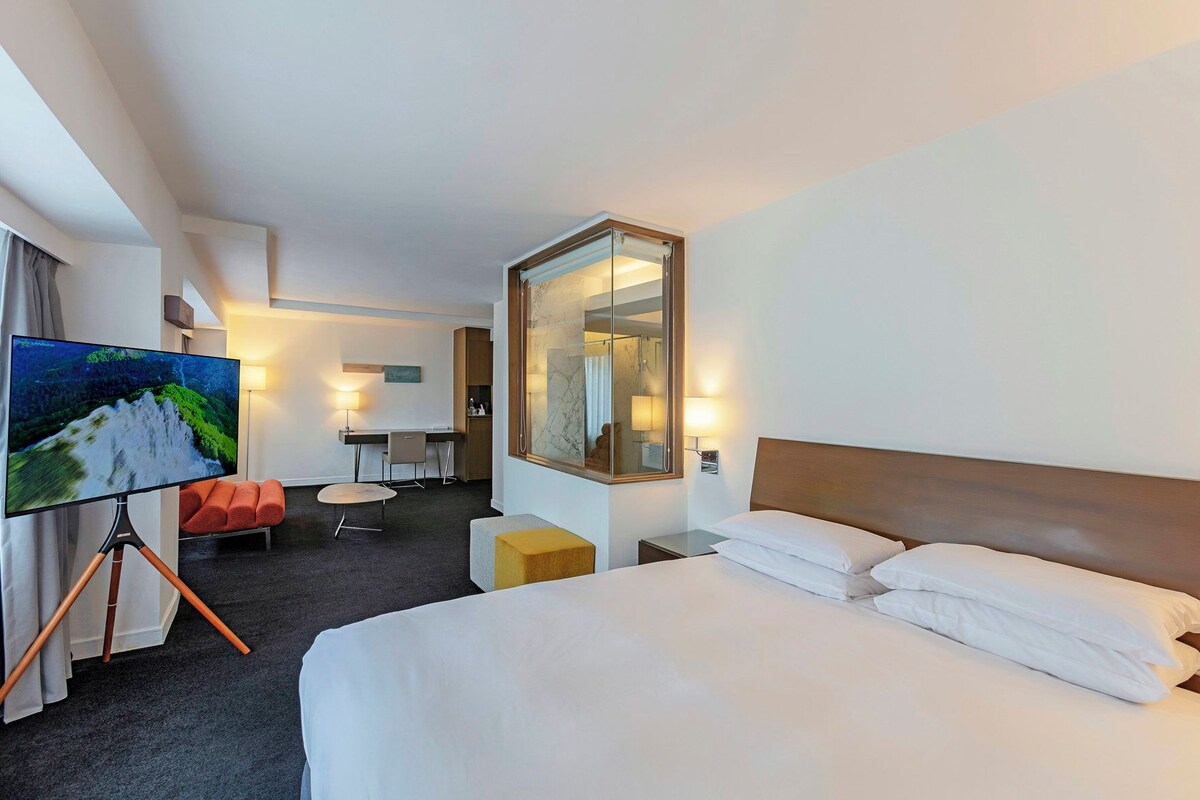 In-room safe, desk, blackout drapes, iron/ironing board