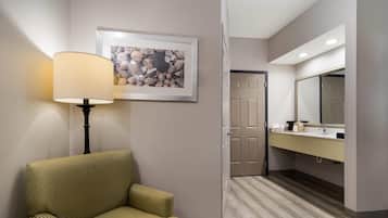 Desk, iron/ironing board, free WiFi, bed sheets