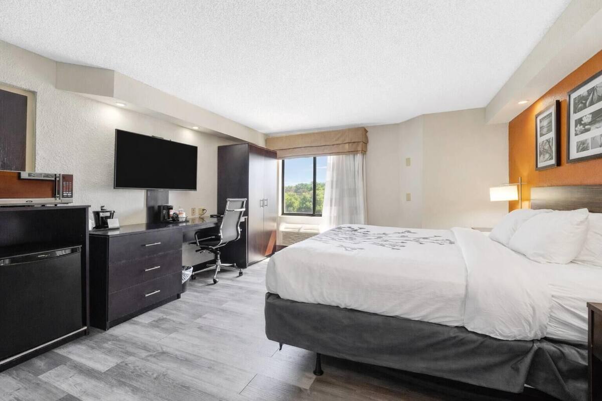 Premium bedding, desk, soundproofing, iron/ironing board