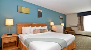 Desk, laptop workspace, iron/ironing board, free cots/infant beds