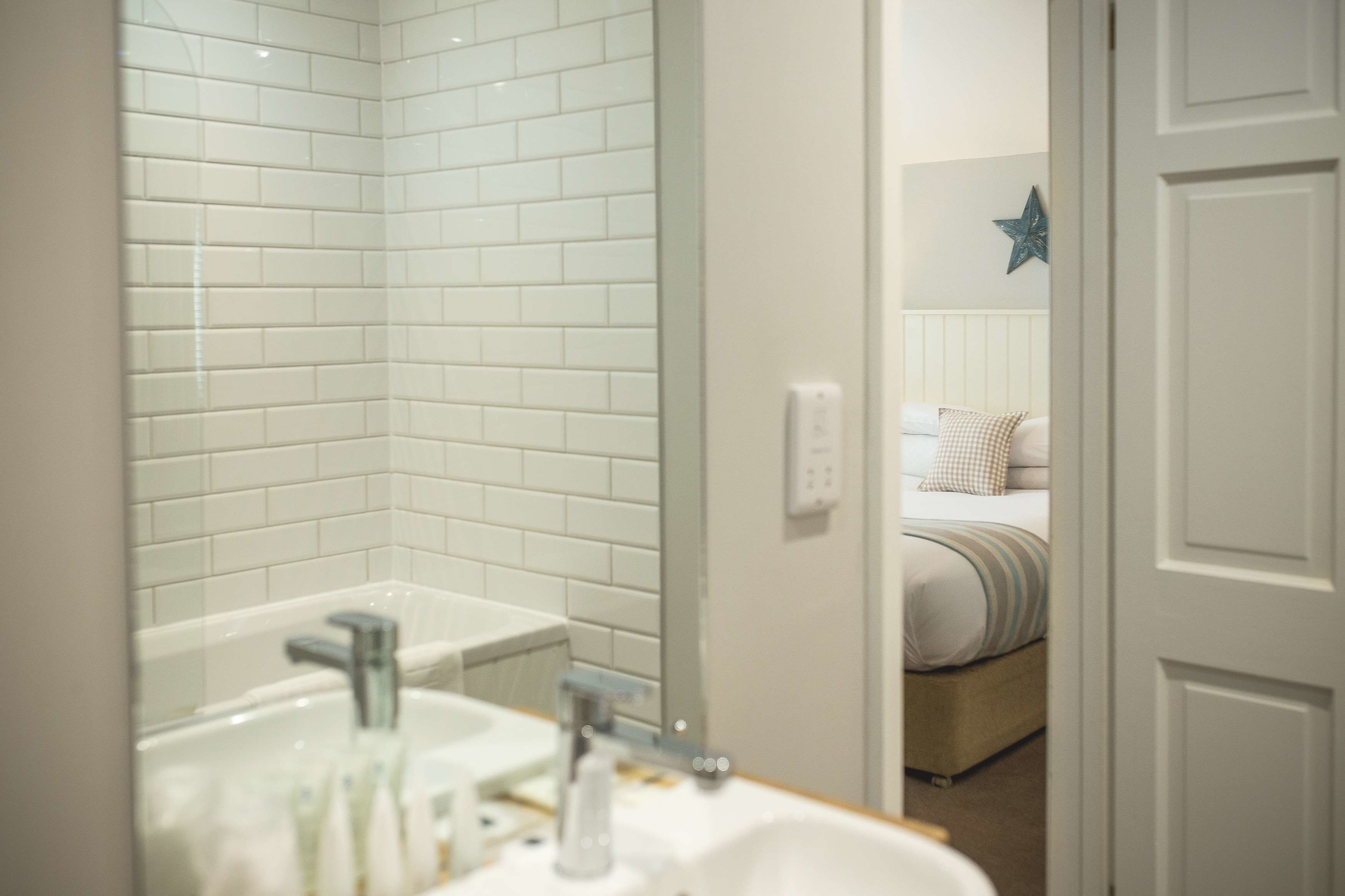 Photo - George Hotel, BW Signature Collection