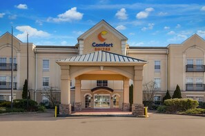 Exterior - Comfort Suites Near University (North Brunswick)