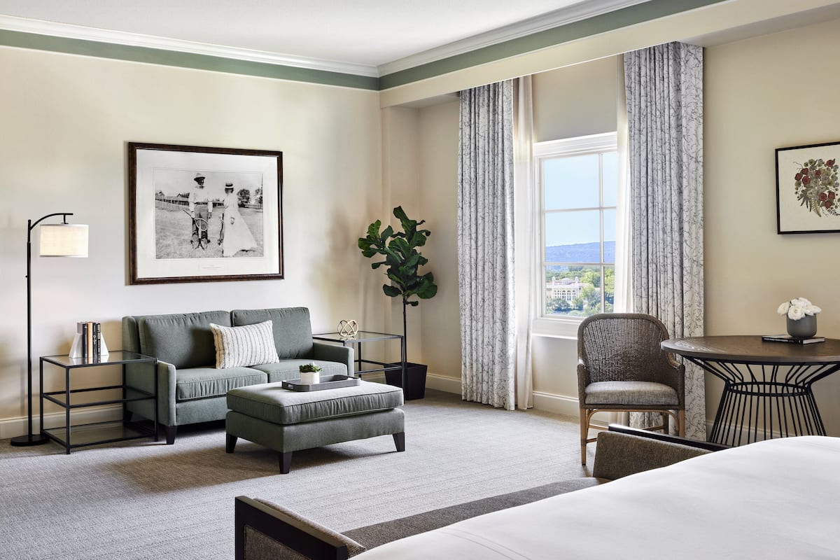 deluxe suite (fazio suite) | premium bedding, in-room safe, desk, laptop workspace
