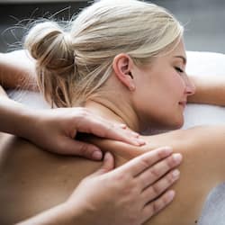 Couples treatment room(s), hot tub, steam room