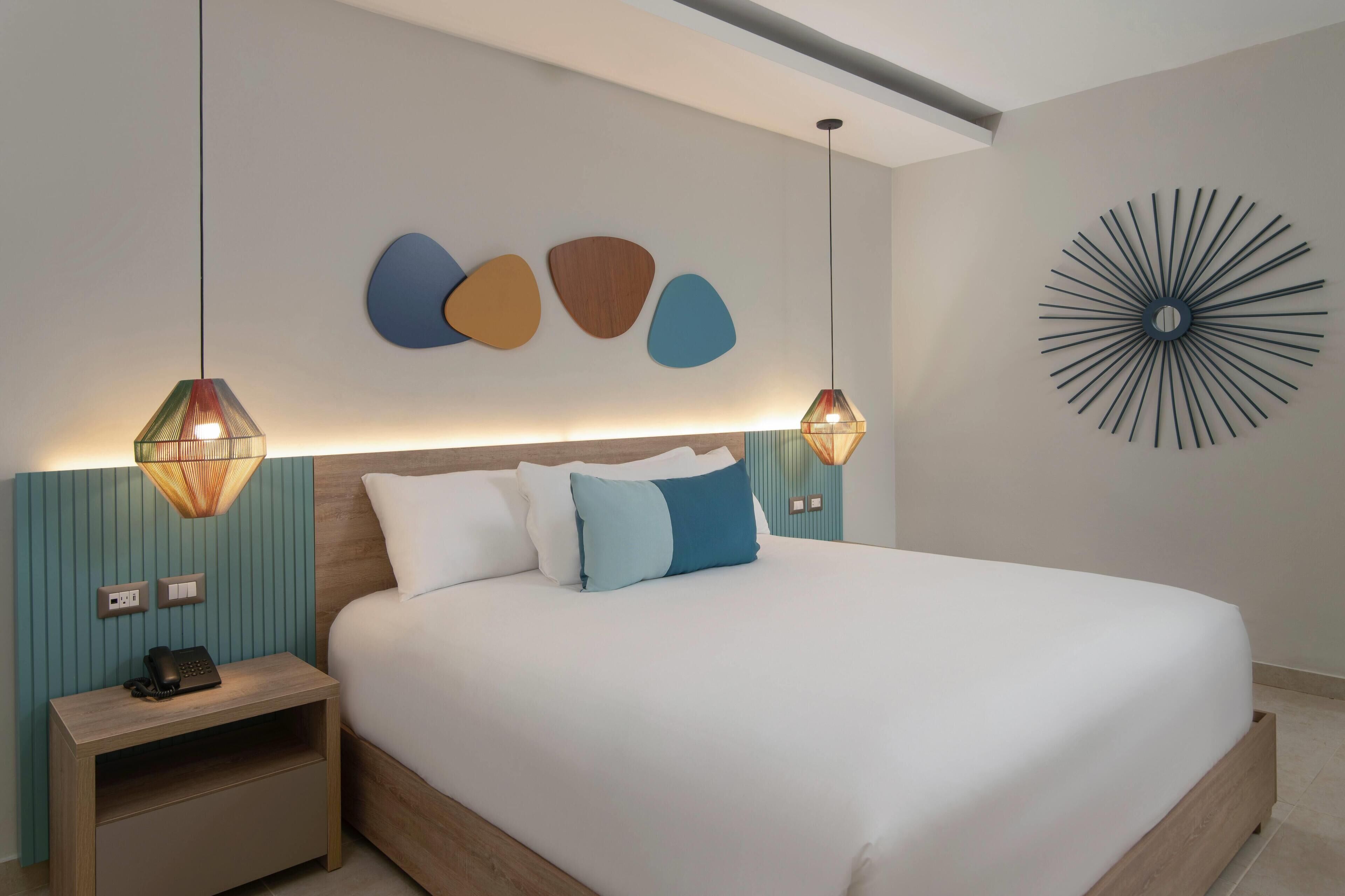 Pillowtop-Betten, Minibar, Zimmersafe, Schreibtisch