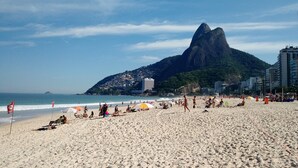 Unclassified image, 2 of 69, button - Janeiro Hotel (Rio de Janeiro)