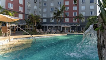 Outdoor pool, sun loungers