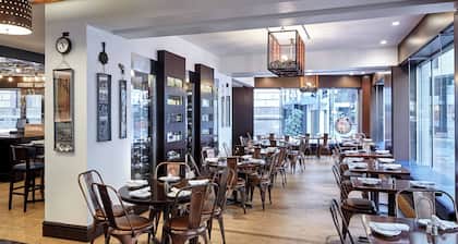 Renaissance New Orleans Pere Marquette French Qtr Area Hotel