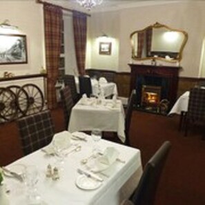 Daily cooked-to-order breakfast for a fee - Burnett Arms Hotel (Banchory)