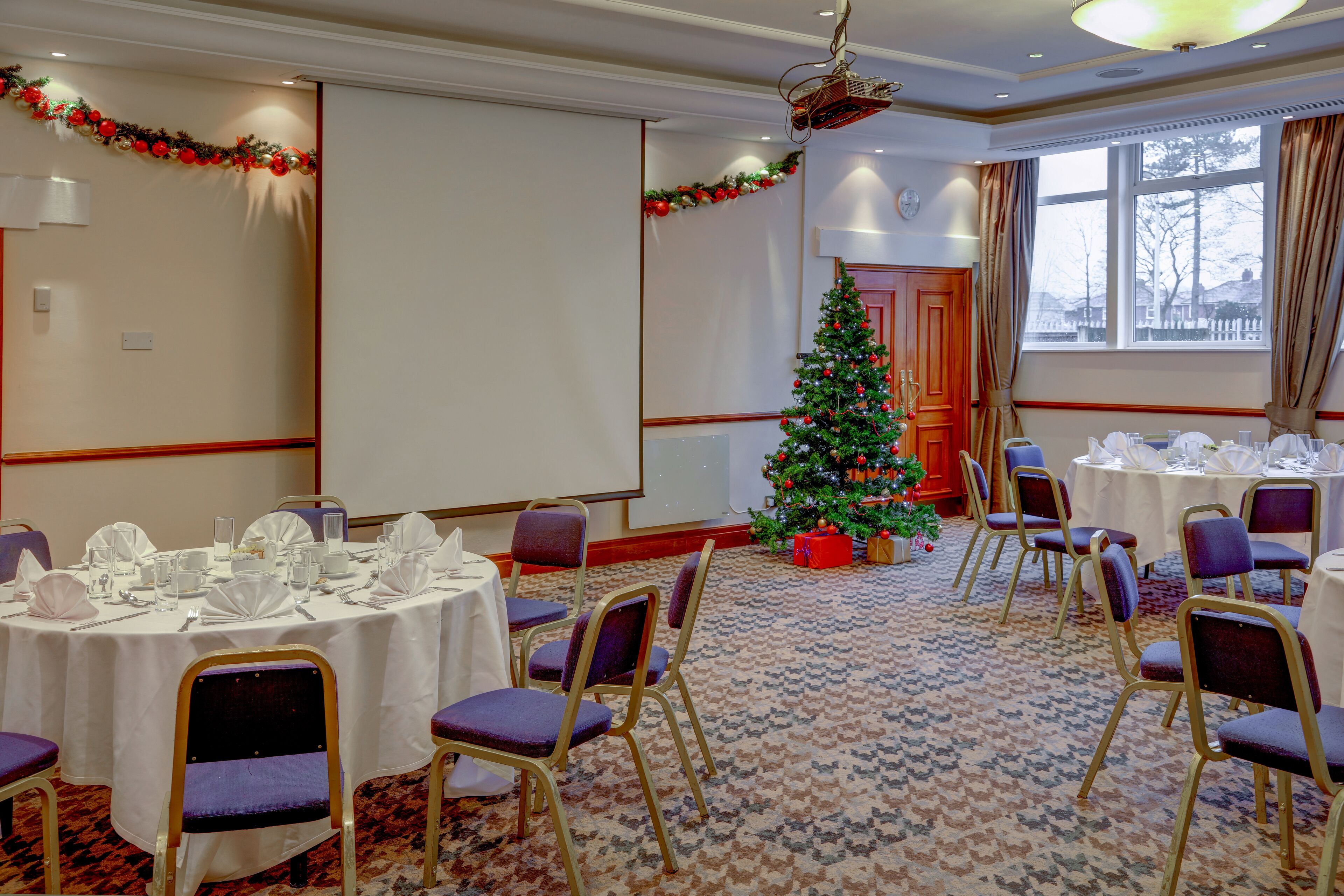 Banquet hall