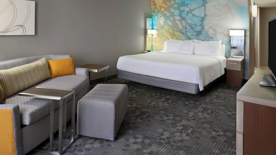 Courtyard by Marriott Toronto Airport