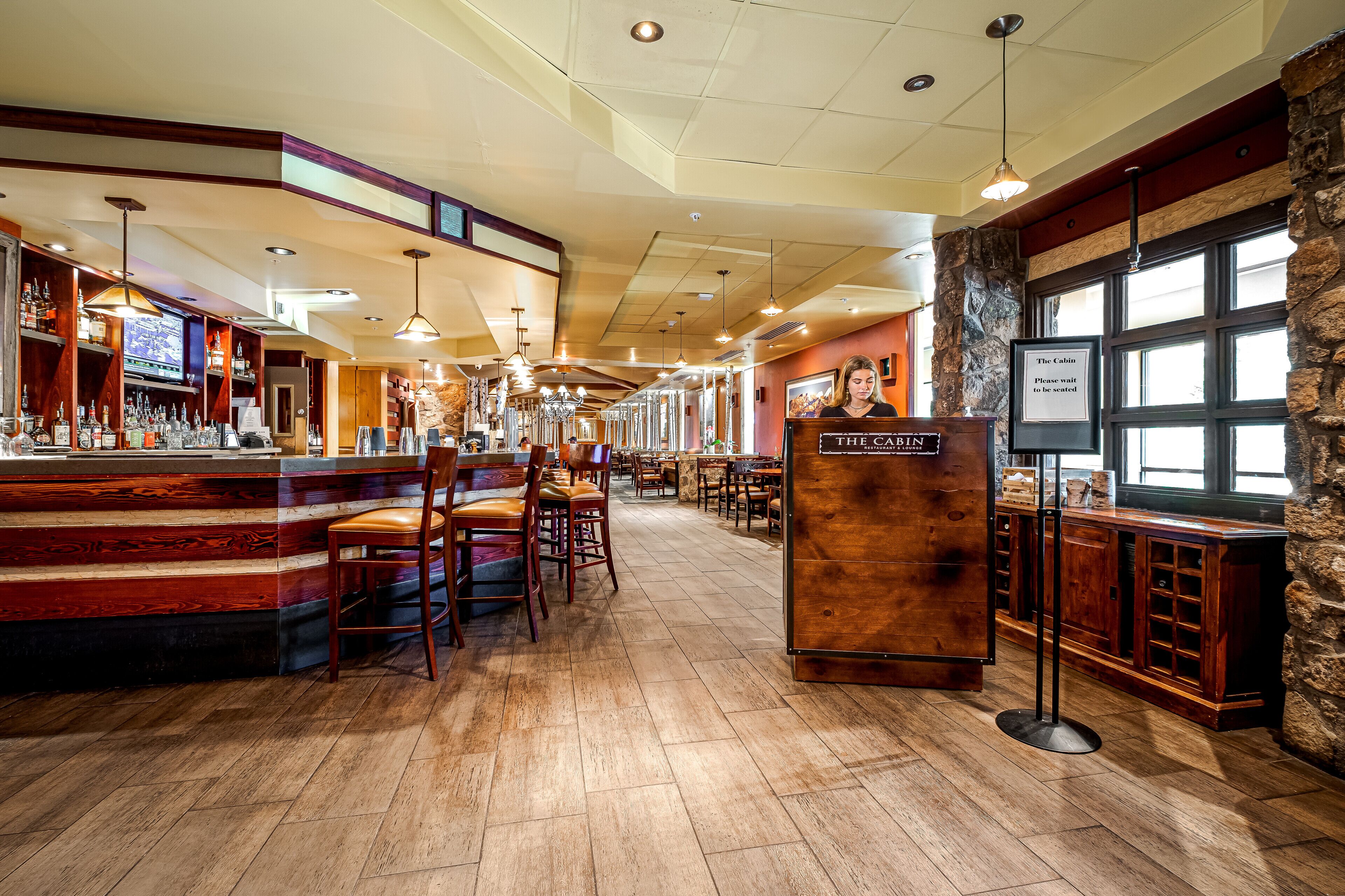 breakfast, lunch and dinner served