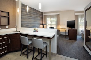 Premium bedding, pillowtop beds, desk, laptop workspace