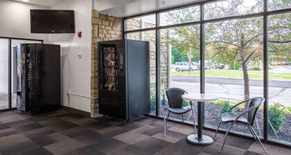 Motel 6 Columbus, OH - OSU