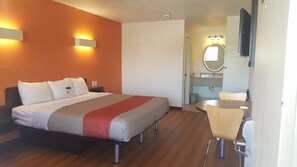 Seprai antialergi dan dilengkapi dengan perabotan berbeda-beda