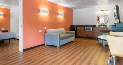 Motel 6 Columbus, OH - OSU