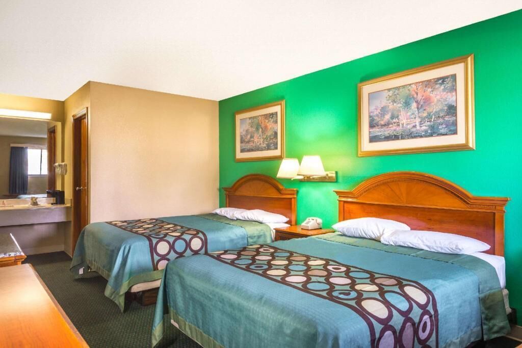 Desk, blackout curtains, iron/ironing board, free Internet