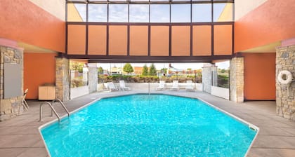 Super 8 by Wyndham Vandalia/Dayton International Airport