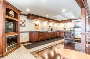 Lobby - Motel 6 Southgate, MI - Detroit (Southgate)